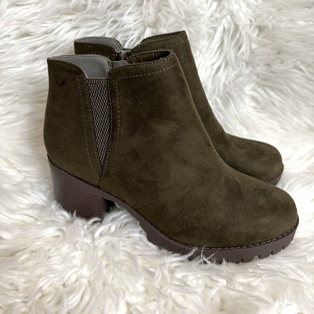 Women’s fall booties